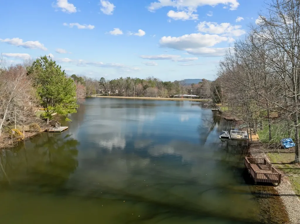 15 Andover Lane Crossville TN 38558