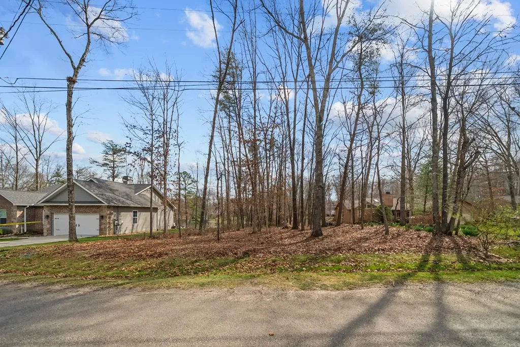 15 Andover Lane Crossville TN 38558