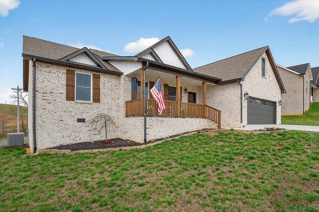683 Blue Water Drive Cookeville TN 38506