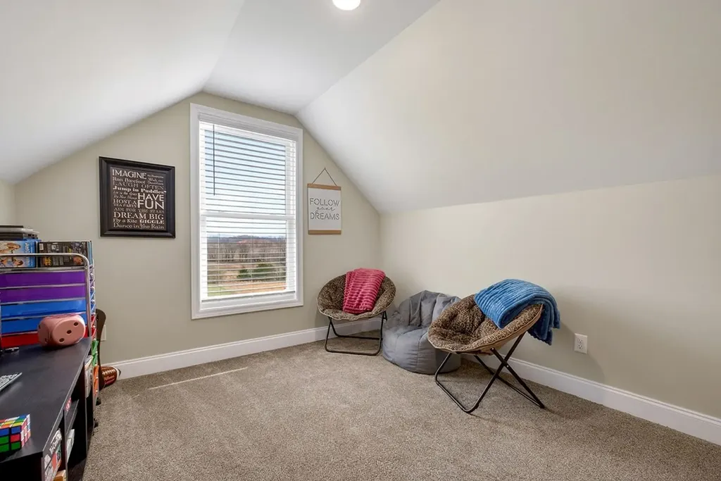 683 Blue Water Drive Cookeville TN 38506