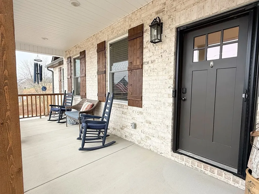 683 Blue Water Drive Cookeville TN 38506