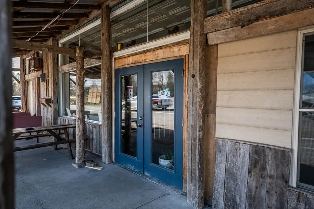 13215 Highway 70 N Crossville TN 38571