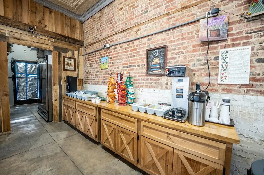 13215 Highway 70 N Crossville TN 38571