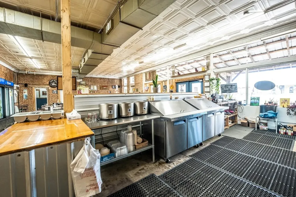 13215 Highway 70 N Crossville TN 38571