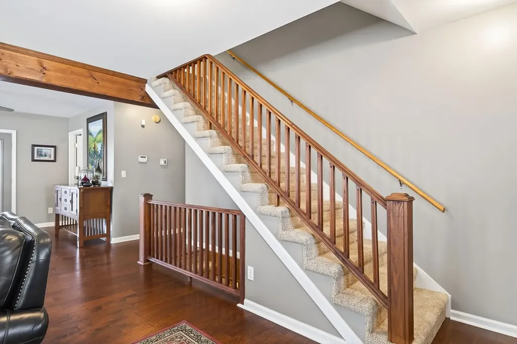 1020 Eastridge Drive Byrdstown TN 38549