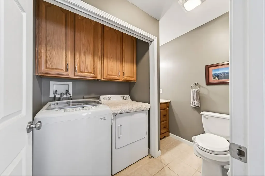 1020 Eastridge Drive Byrdstown TN 38549