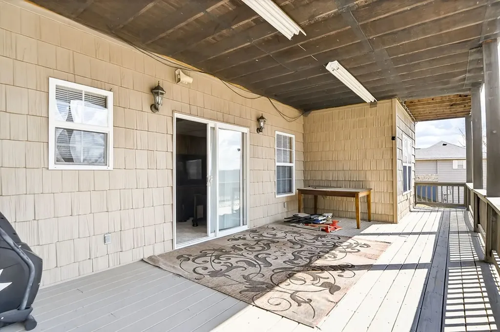 1020 Eastridge Drive Byrdstown TN 38549