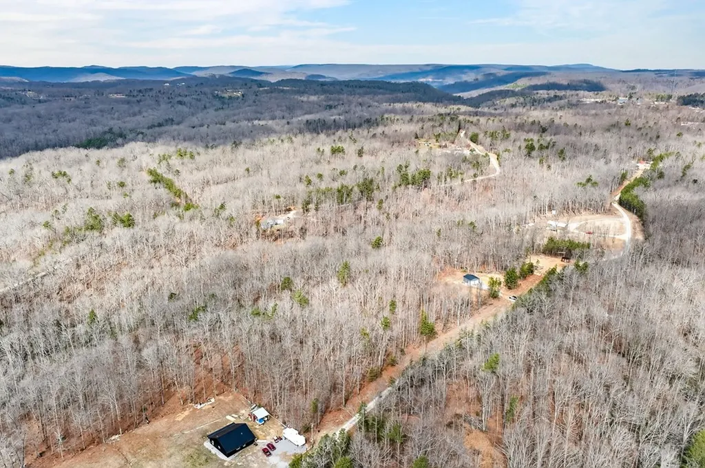 229 Paradise Lane Crawford TN 38554
