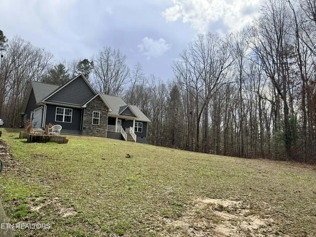 1063 Circle Drive Jamestown TN 38556-5513