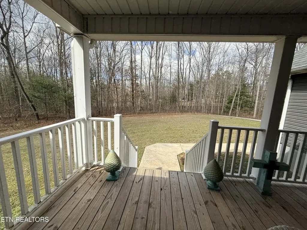 1063 Circle Drive Jamestown TN 38556-5513