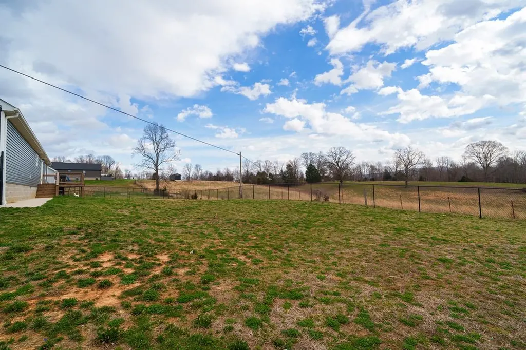 4346 Monterey Highway Sparta TN 38583