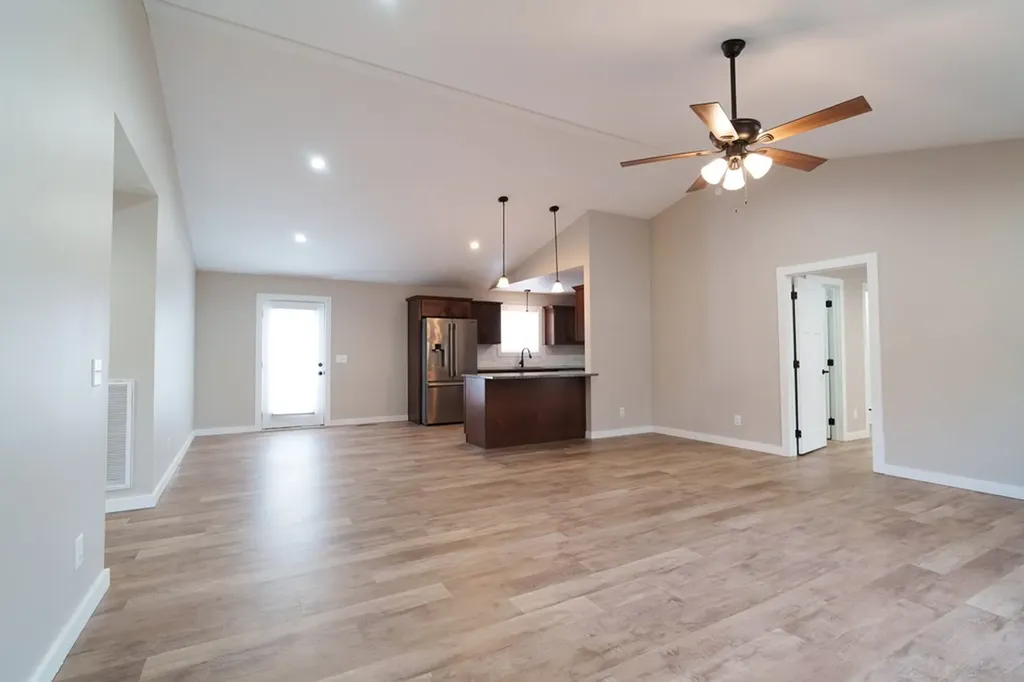 4346 Monterey Highway Sparta TN 38583