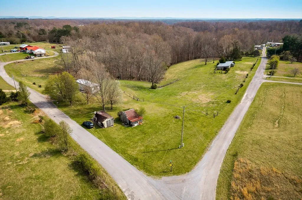 262 Burristown Paradise Lane Gainesboro TN 38562