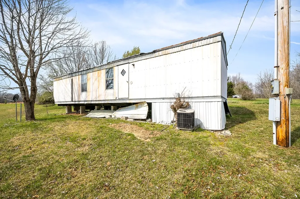 262 Burristown Paradise Lane Gainesboro TN 38562