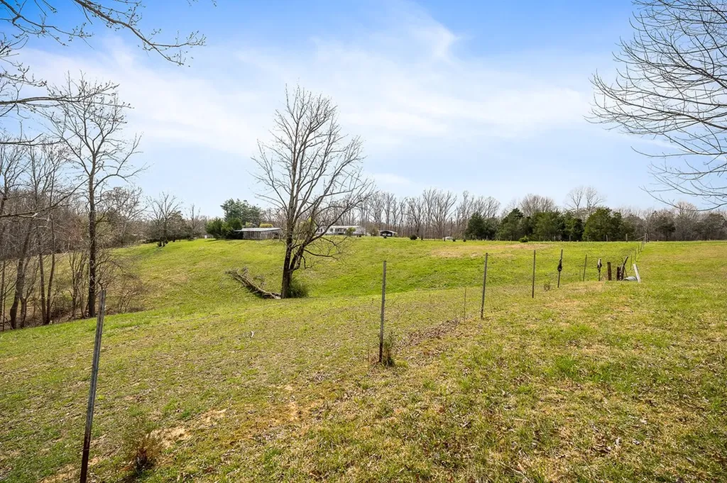 262 Burristown Paradise Lane Gainesboro TN 38562