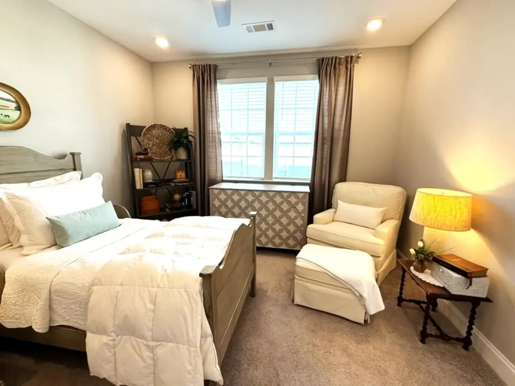 800 Vintage Green Ln Unit 302 Franklin TN 37064-2333