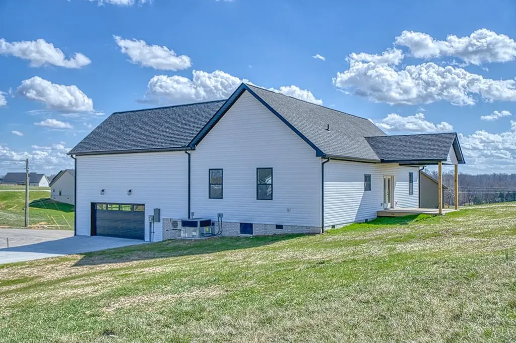 4122 Summer Point Cookeville TN 38501