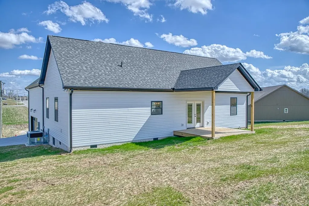 4122 Summer Point Cookeville TN 38501