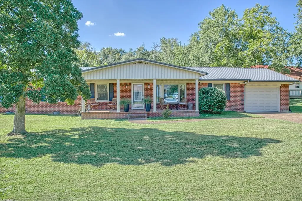1115 Patrick Street Cookeville TN 38501