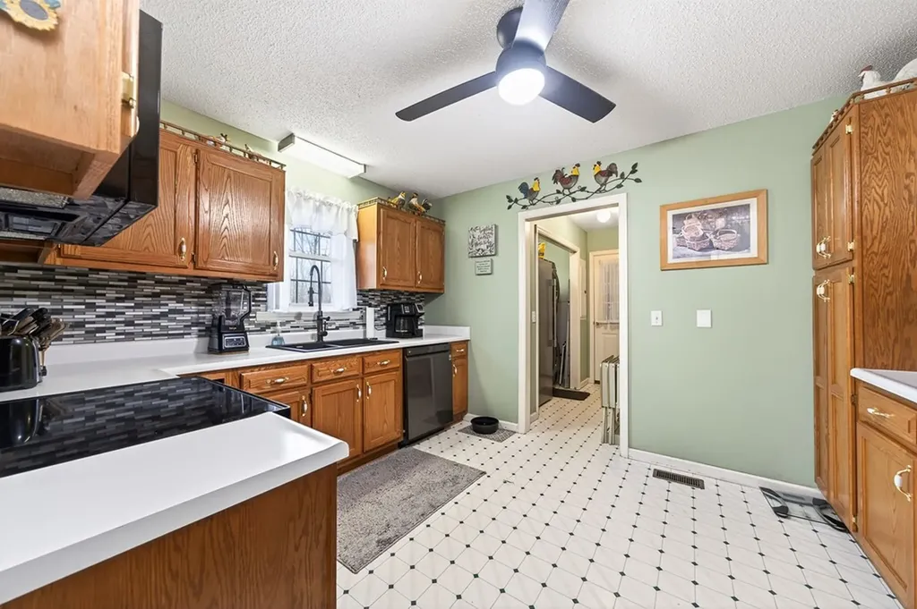 1703 Perimeter Drive Jamestown TN 38556