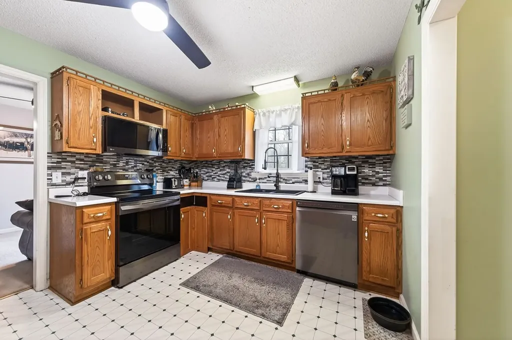 1703 Perimeter Drive Jamestown TN 38556
