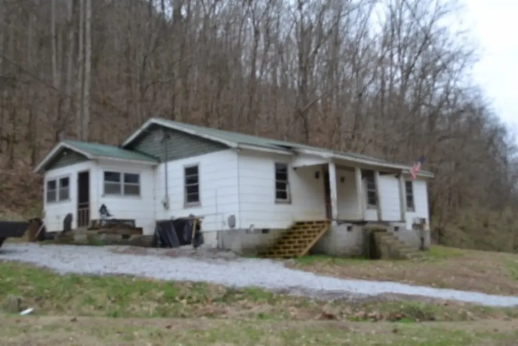 290 Hazel Huffines Lane Whitleyville TN 38588
