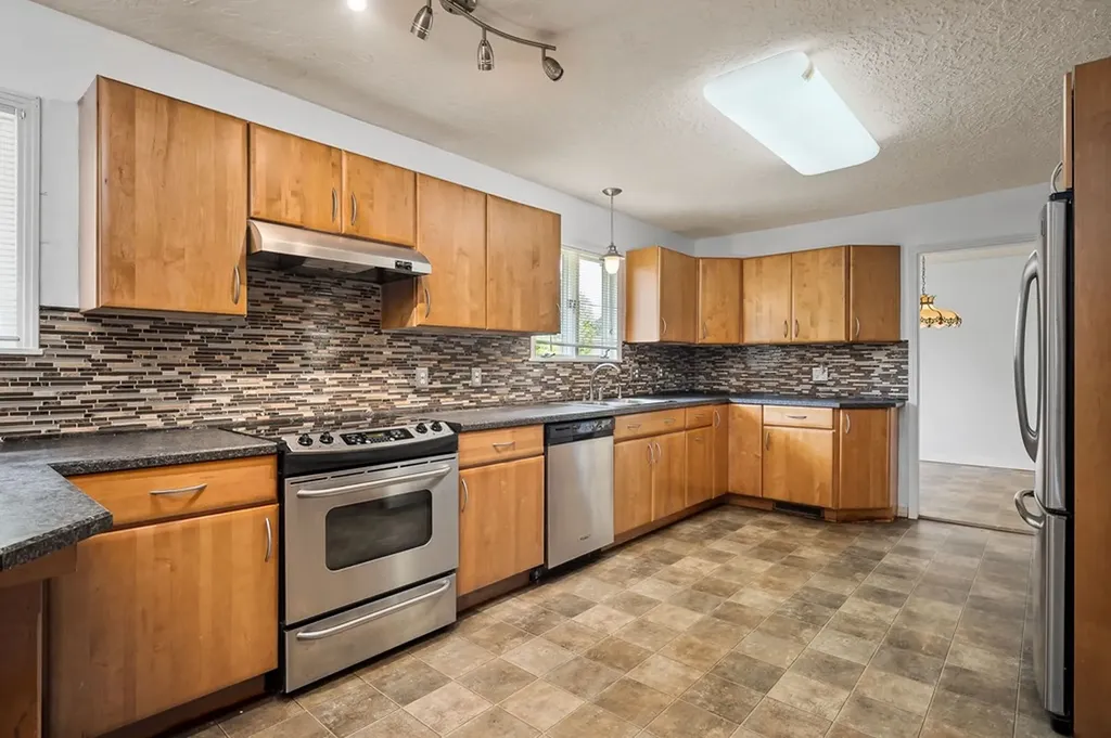 242 Oakland Drive Sparta TN 38583