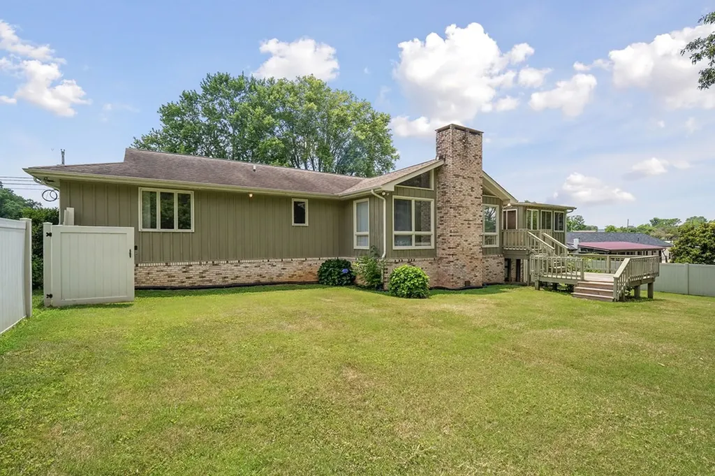 242 Oakland Drive Sparta TN 38583