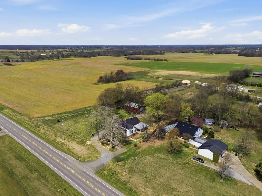 6013 Highway 41n Other TN 37032