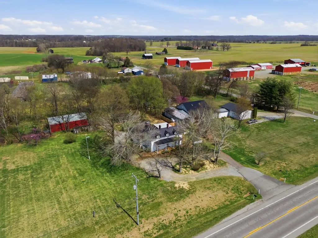 6013 Highway 41n Other TN 37032
