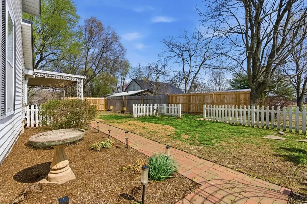 6013 Highway 41n Other TN 37032