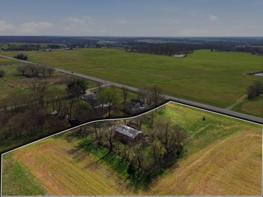 6013 Highway 41n Other TN 37032