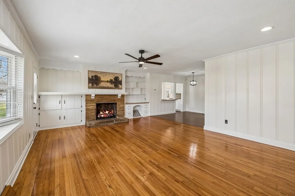 225 Jackson Avenue Carthage TN 37030