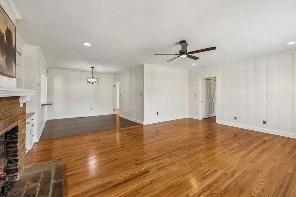 225 Jackson Avenue Carthage TN 37030