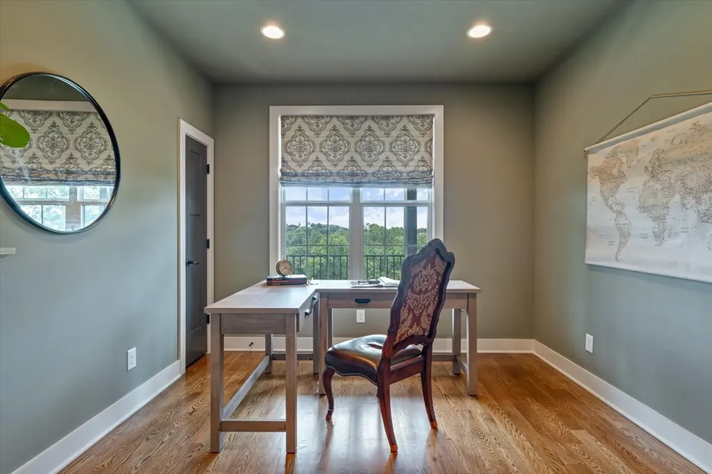 1135D Center Point Road Hendersonville TN 37075