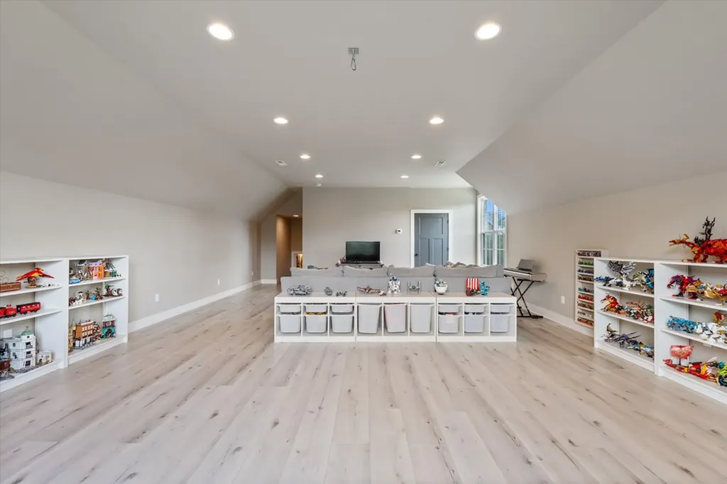 1135D Center Point Road Hendersonville TN 37075