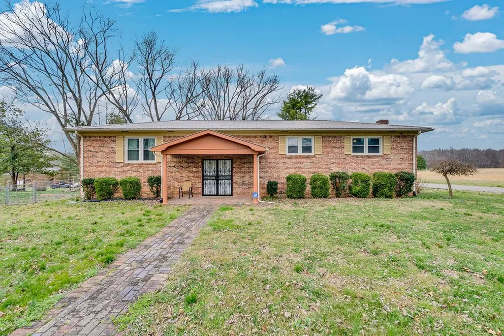 501 Scenic Lane Cookeville TN 38506