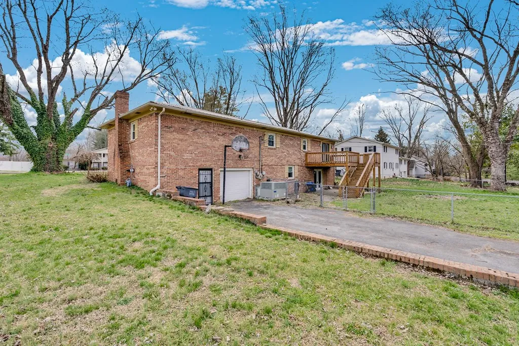 501 Scenic Lane Cookeville TN 38506