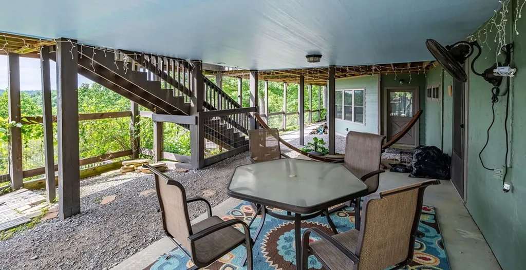 4550 Southgate Road Byrdstown TN 38549