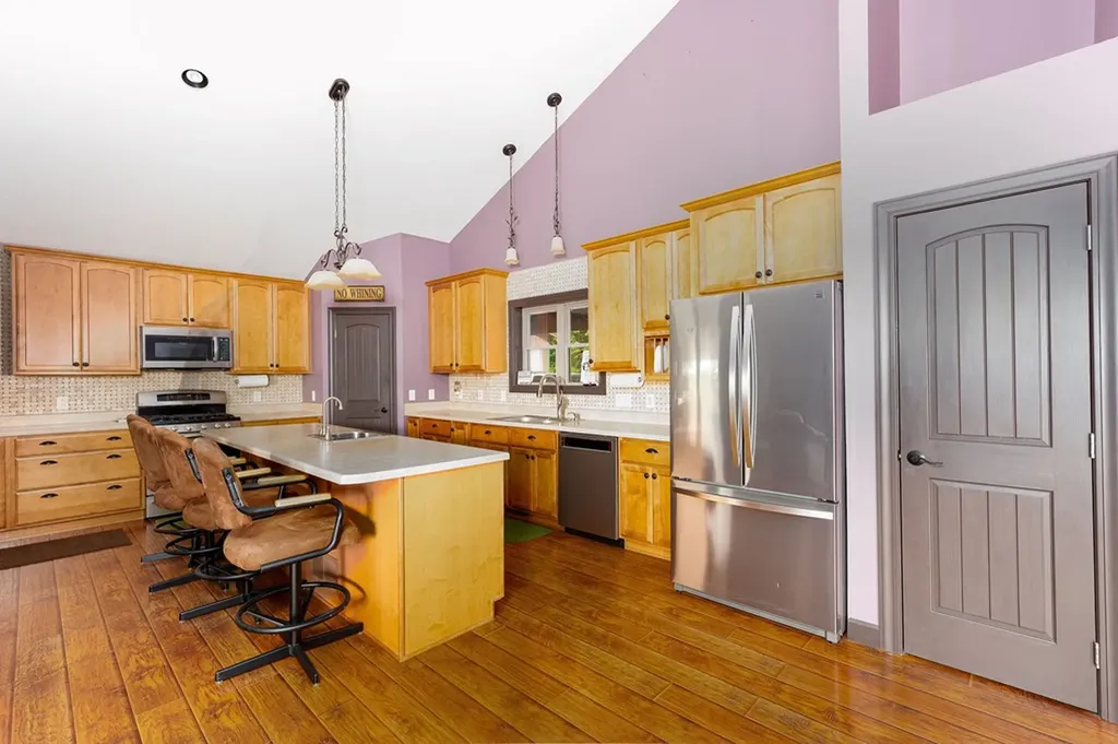4550 Southgate Road Byrdstown TN 38549