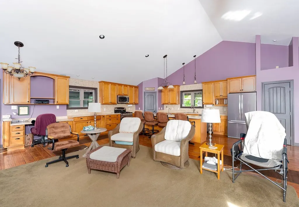 4550 Southgate Road Byrdstown TN 38549