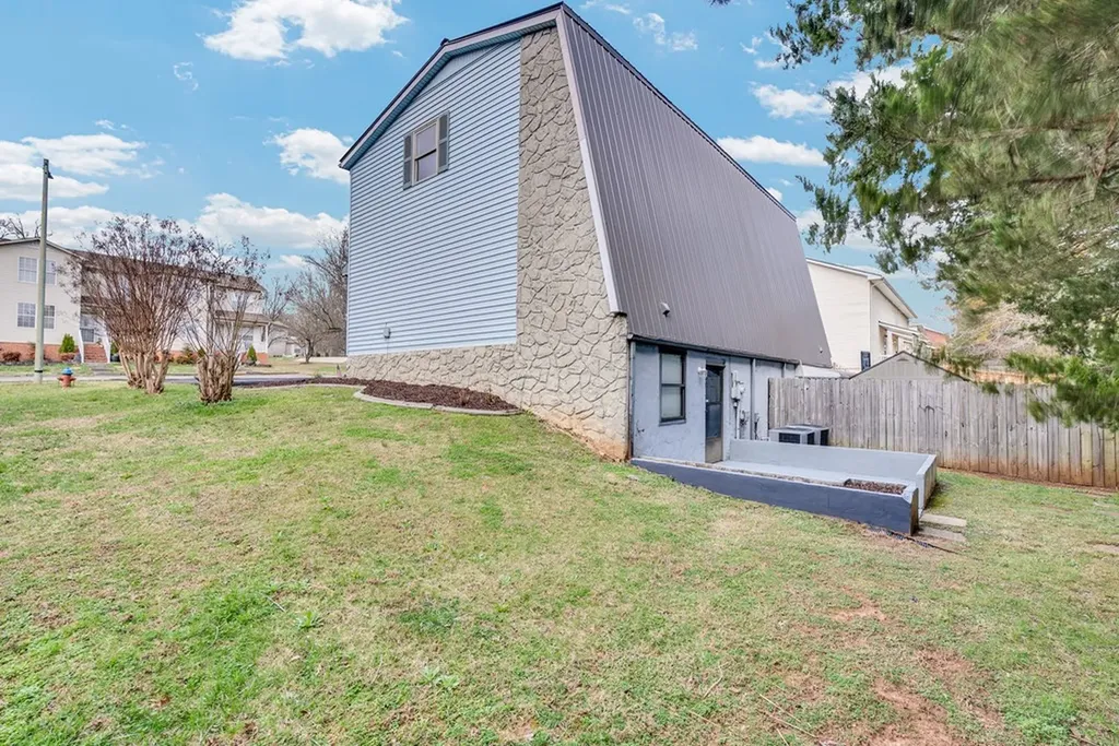59 B Eastgate Circle Cookeville TN 38583