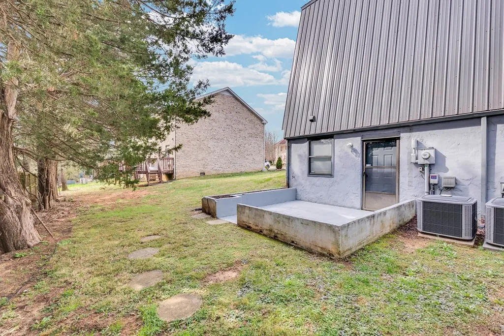59 B Eastgate Circle Cookeville TN 38583