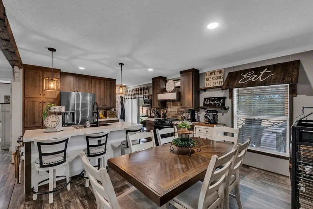 298 Pollard Road Walling TN 38587