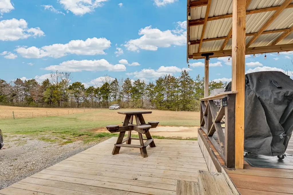 298 Pollard Road Walling TN 38587