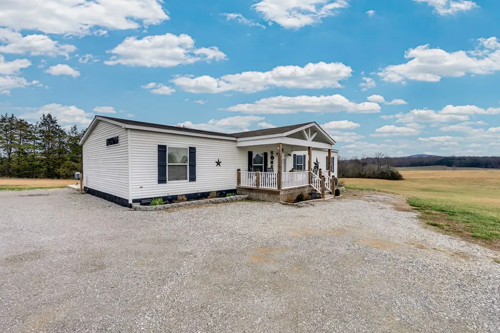 298 Pollard Road Walling TN 38587