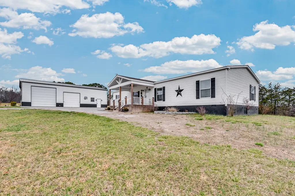 298 Pollard Road Walling TN 38587