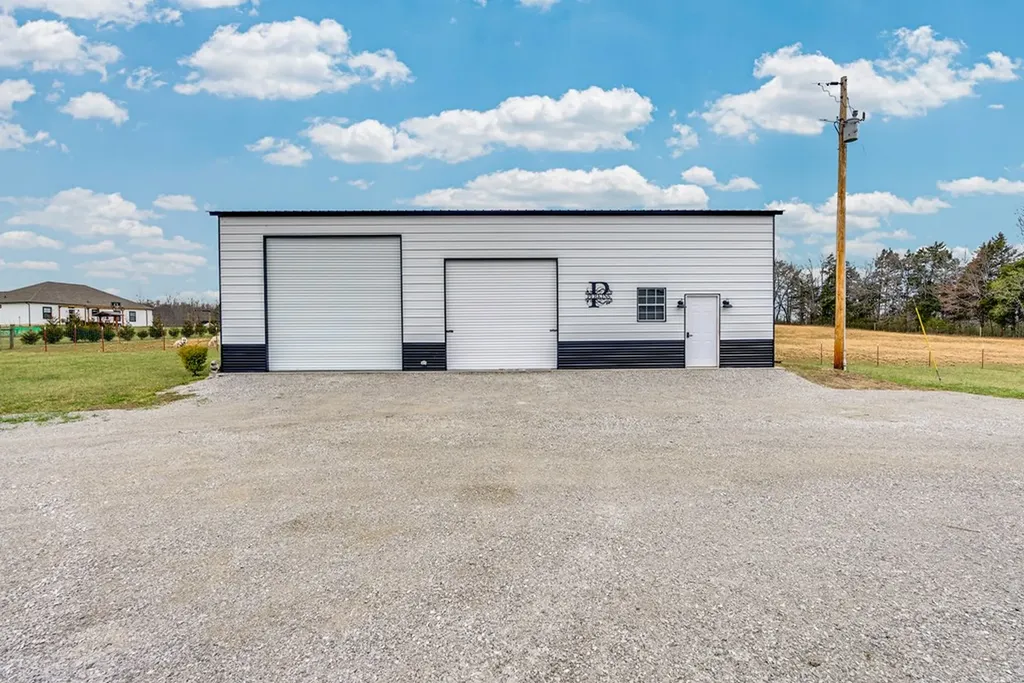 298 Pollard Road Walling TN 38587
