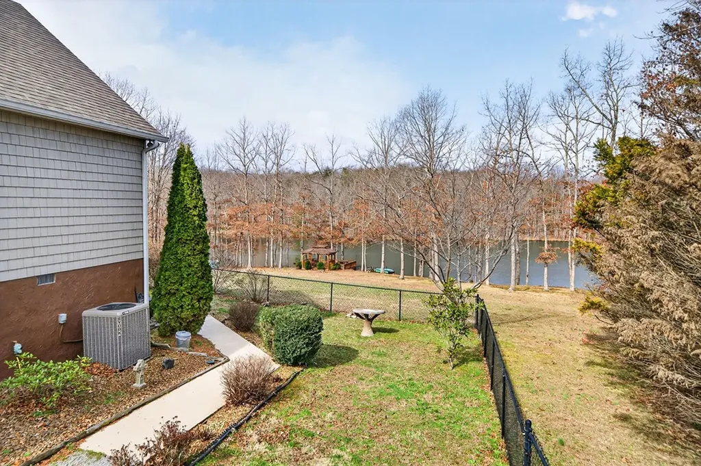 235 Sycamore Bend Monterey TN 38574