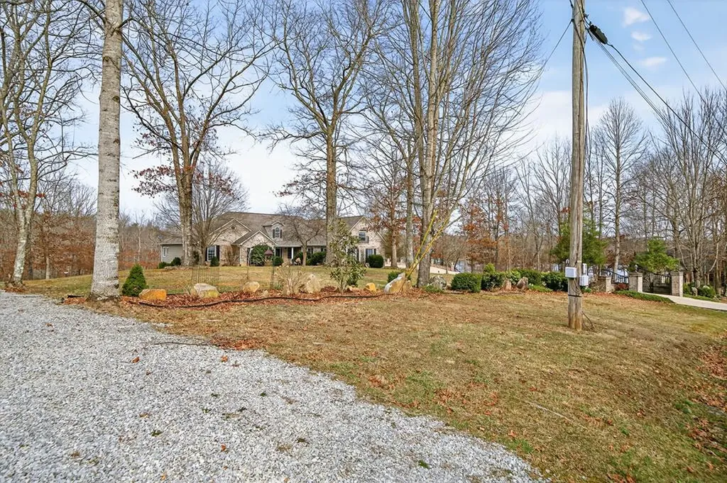 235 Sycamore Bend Monterey TN 38574